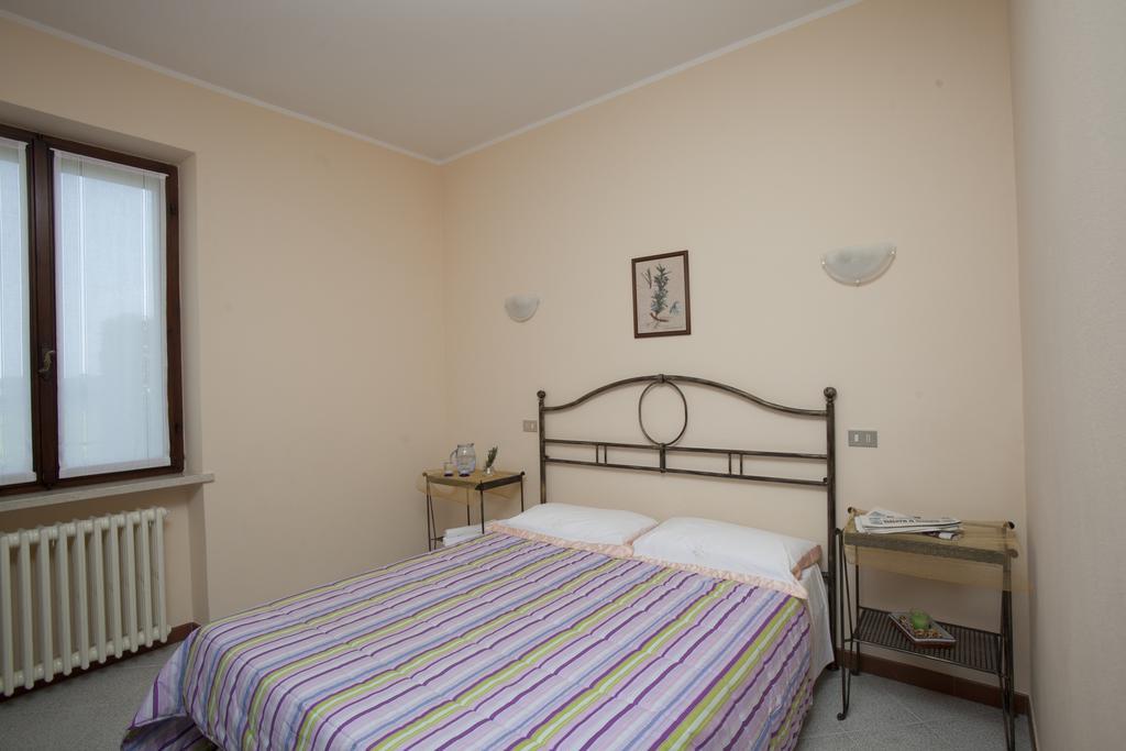 Bed & Breakfast Conca Verde Cavriana Habitación foto
